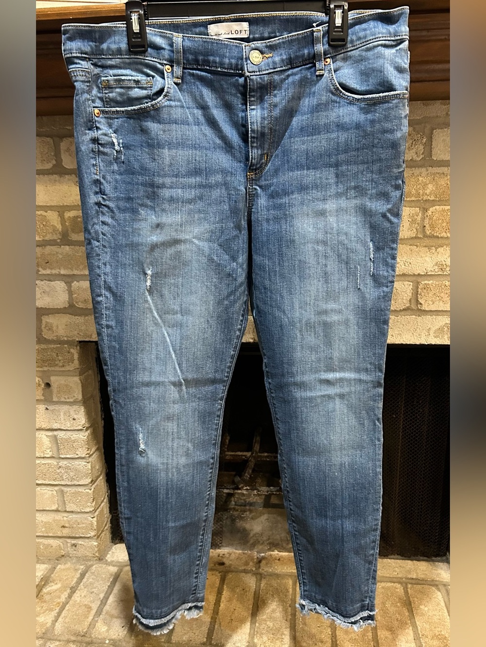 LOFT Skinny Jeans in Light Blue Wash EUC